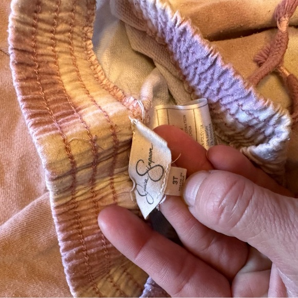 Lulu and Roo outfit Lulu + Roo Hooded Sweatshirt. And pants Girls 3T - Picture 3 of 5